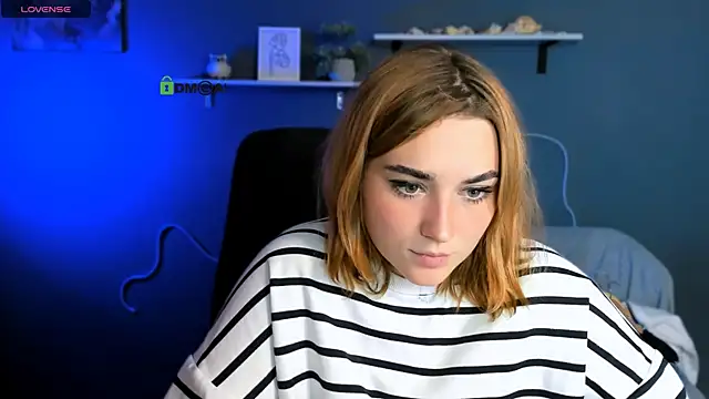 Snapshot of casey_meow_ chatting on 23, 10, 2025 casey meow online show from 23, 10, 2025