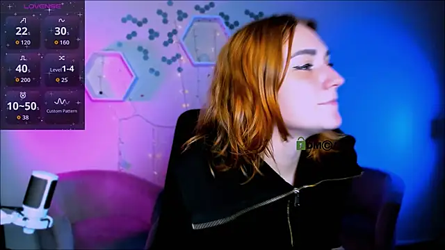 Snapshot of casey_meow_ chatting on 10, 11, 2025 casey meow online show from 10, 11, 2025