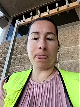 bichota85 online show from 20, 3, 2026