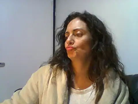 dulcefanny online show from 19, 5, 2026