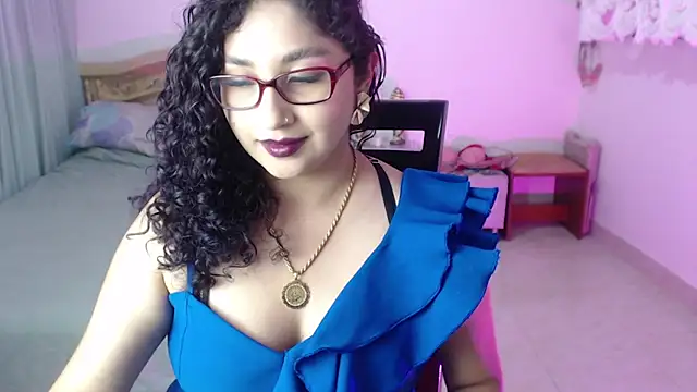 Snapshot of Gia_Dior chatting on 1, 10, 2025 Gia Dior online show from 1, 10, 2025