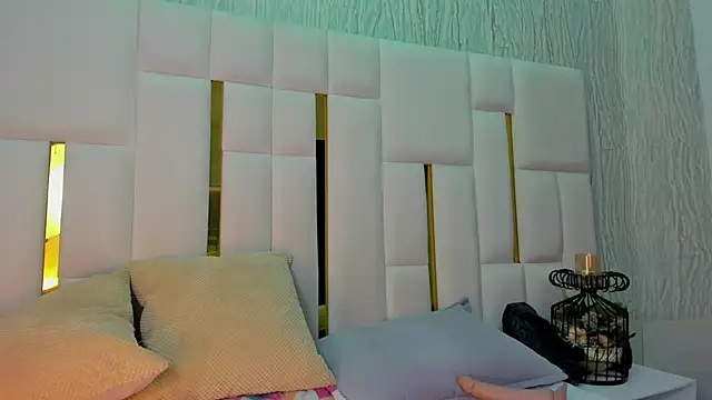 mia vy online show from 24, 2, 2026