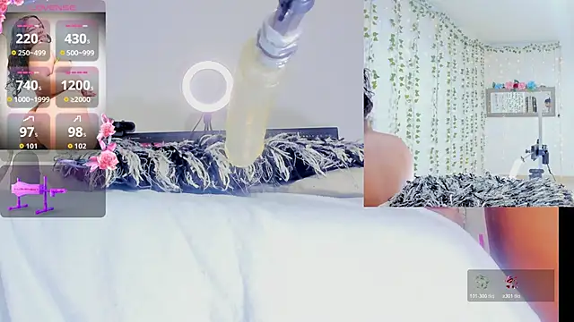 Ashley  Jones   online show from 21, 4, 2026