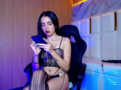 sophiadoll tf online show from 17, 10, 2025