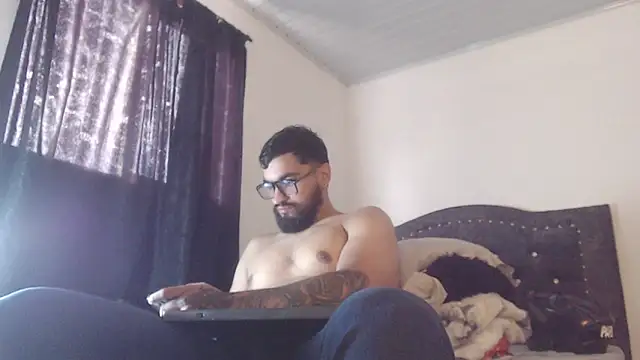 Chrys harris77 online show from 18, 4, 2026