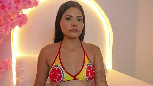 molly lovee  online show from 3, 7, 2026