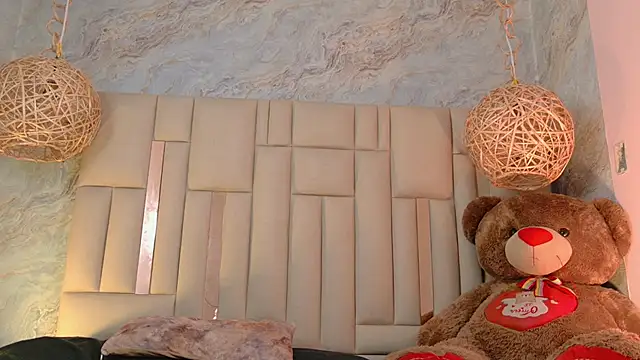 Dixiebelle online show from 25, 4, 2026