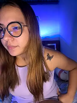 sacha torres02 online show from 12, 11, 2025