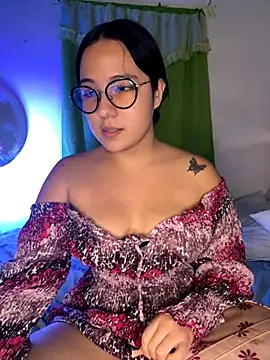 sacha torres02 online show from 4, 12, 2025