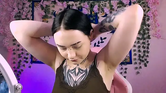MollyKissy online show from 8, 5, 2026