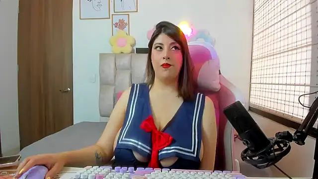 queenalexxa111 online show from 13, 5, 2026
