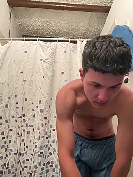 Snapshot of El_awo_ chatting on 13, 2, 2026 El awo online show from 13, 2, 2026