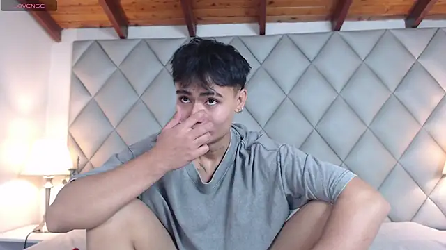 Snapshot of Clement_Reyes chatting on 18, 10, 2025 Clement Reyes online show from 18, 10, 2025