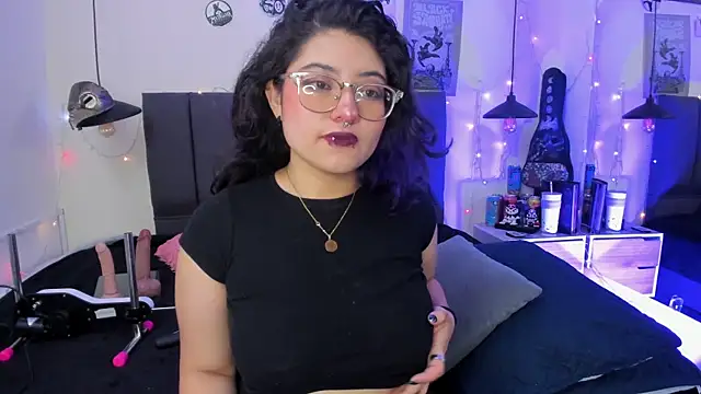 SabrinaV  online show from 9, 6, 2026