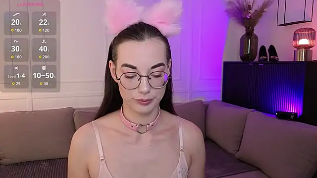 EmmaJakson online show from 24, 9, 2025