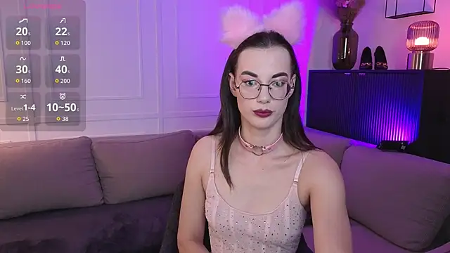 EmmaJakson online show from 10, 10, 2025