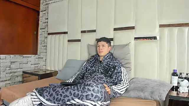 ANLLELOAndANGELA online show from 27, 7, 2026