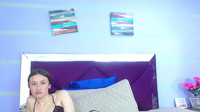 Snapshot of Emily_Swiftt chatting on 26, 11, 2025 Emily Swiftt online show from 26, 11, 2025