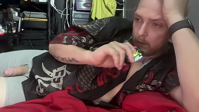 Snapshot of lickyluke17 chatting on 21, 9, 2025 lickyluke17 online show from 21, 9, 2025