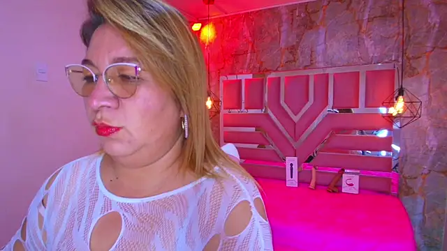 MaylinRosse  online show from 12, 11, 2025