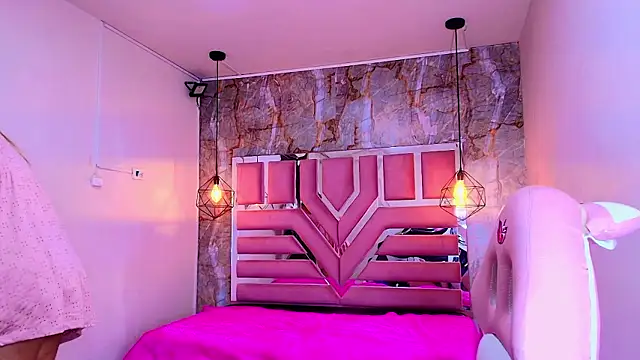 MaylinRosse  online show from 2, 2, 2026