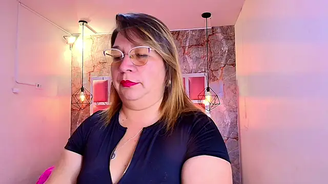 MaylinRosse  online show from 19, 4, 2026