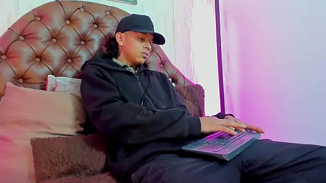 noah blake0 online show from 26, 9, 2025