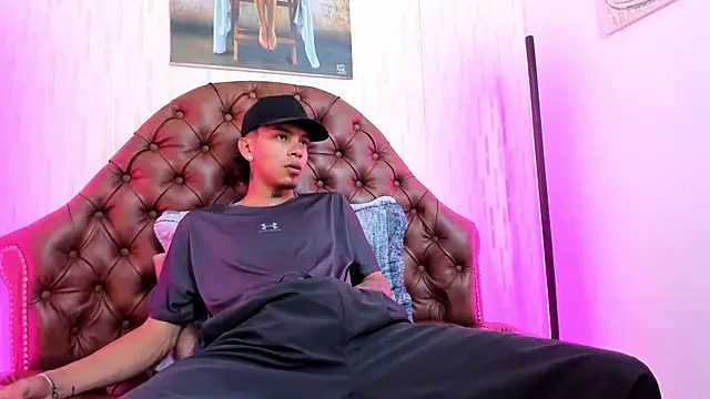 noah blake0 online show from 3, 11, 2025