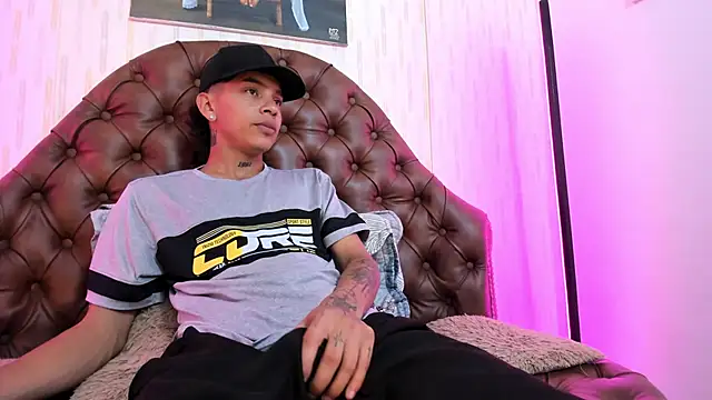 noah blake0 online show from 13, 11, 2025