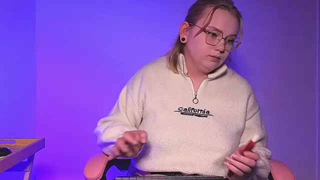 lame cat online show from 2, 10, 2025