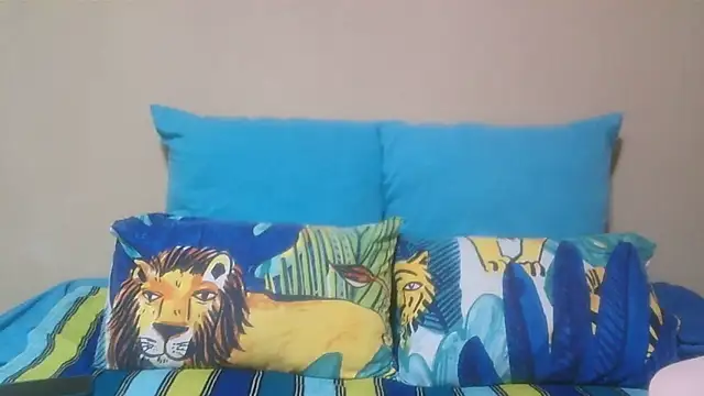 GAIGANTICBOOBS online show from 1, 4, 2026