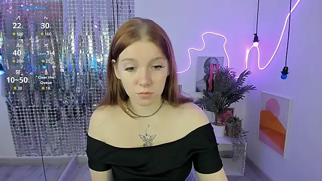 Layla Glam online show from 14, 12, 2025