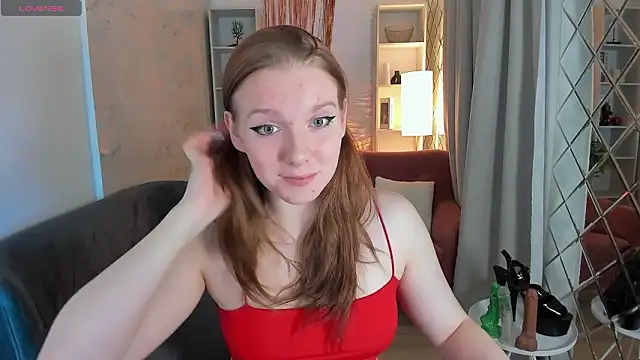 Layla Glam online show from 14, 1, 2026