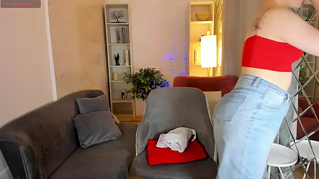 Layla Glam online show from 1, 4, 2026