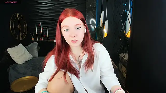 Layla Glam online show from 26, 4, 2026