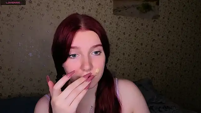 Snapshot of Layla_Glam chatting on 26, 7, 2026 Layla Glam online show from 26, 7, 2026