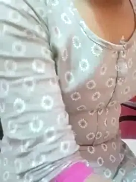 pari rani7 online show from 17, 11, 2025