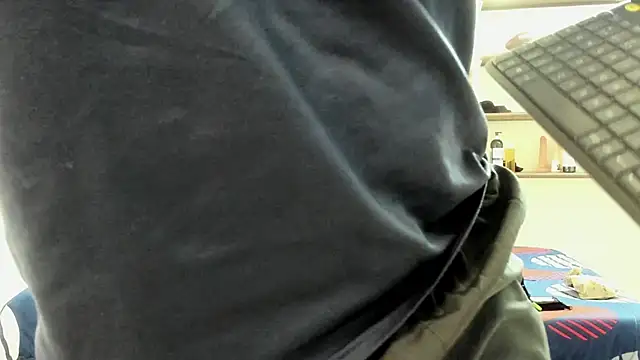 BooyHott  online show from 11, 3, 2026