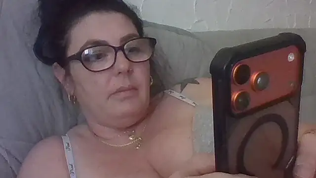 Rileyxxx69 online show from 27, 5, 2026