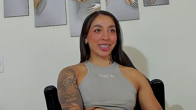 KAYLA BATISTA  online show from 22, 3, 2026