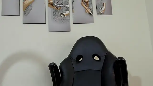 KAYLA BATISTA  online show from 26, 4, 2026