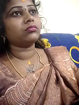 Snapshot of sweetqueen143 chatting on 21, 10, 2025 sweetqueen143 online show from 21, 10, 2025