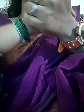 Snapshot of sweetqueen143 chatting on 4, 12, 2025 sweetqueen143 online show from 4, 12, 2025