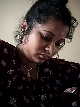 Snapshot of sweetqueen143 chatting on 5, 12, 2025 sweetqueen143 online show from 5, 12, 2025