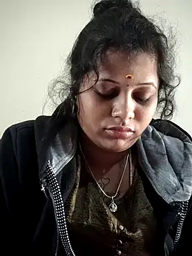 Snapshot of sweetqueen143 chatting on 14, 12, 2025 sweetqueen143 online show from 14, 12, 2025