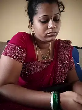 Snapshot of sweetqueen143 chatting on 12, 1, 2026 sweetqueen143 online show from 12, 1, 2026