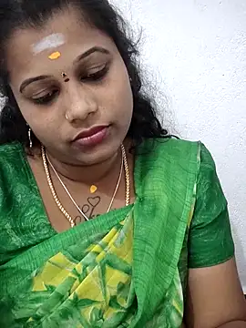 Snapshot of sweetqueen143 chatting on 10, 2, 2026 sweetqueen143 online show from 10, 2, 2026