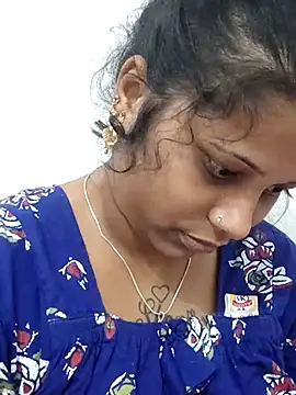 Snapshot of sweetqueen143 chatting on 13, 2, 2026 sweetqueen143 online show from 13, 2, 2026