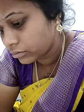 Snapshot of sweetqueen143 chatting on 18, 2, 2026 sweetqueen143 online show from 18, 2, 2026