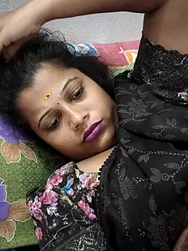 Snapshot of sweetqueen143 chatting on 24, 2, 2026 sweetqueen143 online show from 24, 2, 2026